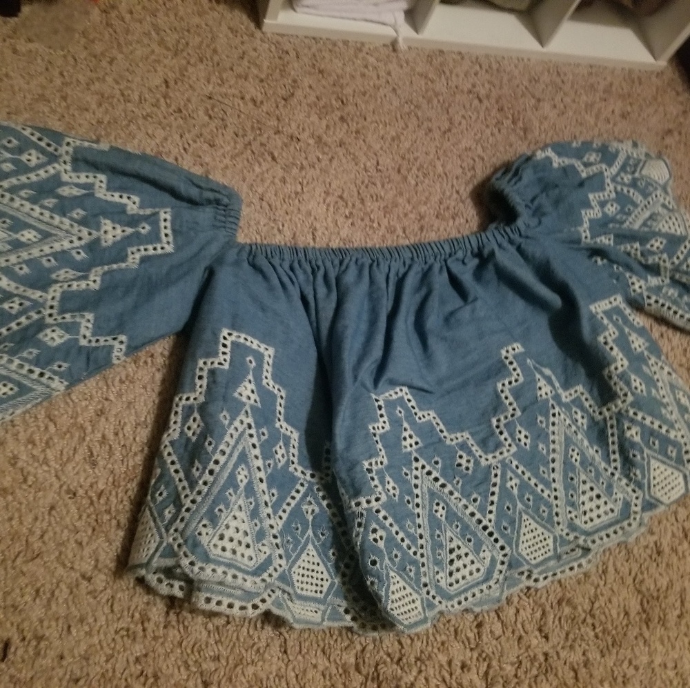 Crop top